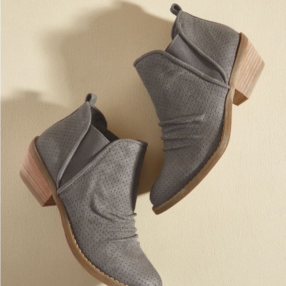 Report Slouch Block Heel Booties